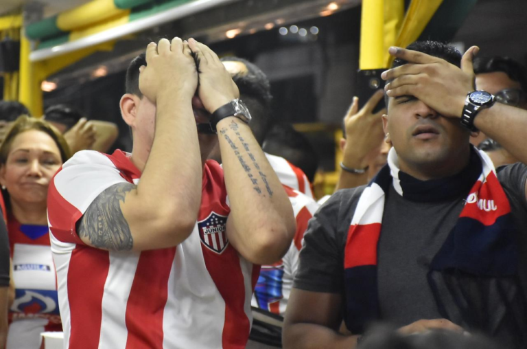 Hinchas del Junior no podrán entrar con camisetas del equipo image-35