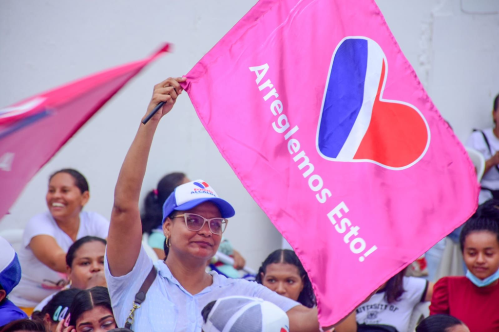 Ernesto Orozco en la primera ‘Tarde de Corazón’ de su campaña Ernesto Orozco en la primera ‘Tarde de Corazón’ de su campaña | RTA Noticias