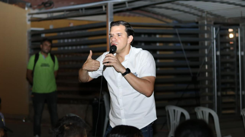 “Estoy listo para la encuesta”, Camilo Quiroz a Cristian Moreno “Estoy listo para la encuesta”, Camilo Quiroz a Cristian Moreno | RTA Noticias