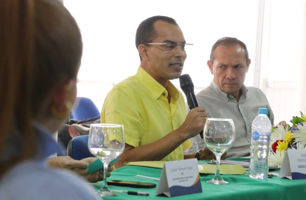 Kaleb Villalobos renuncia a su candidatura a la gobernación | RTA Noticias