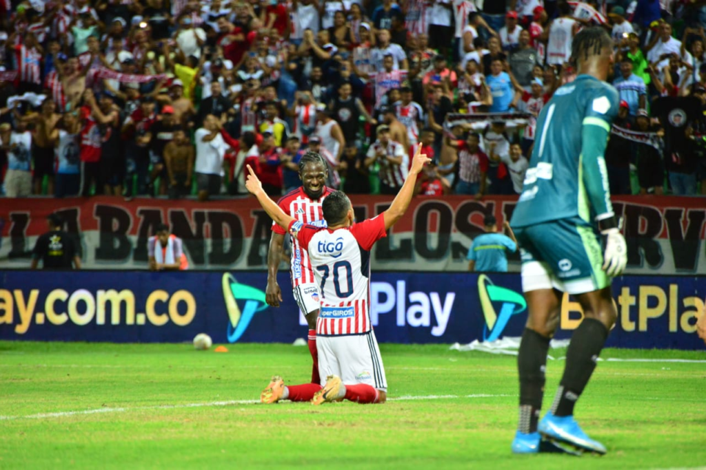 Carlos Bacca le dio el triunfo a Junior ante Alianza FC | RTA Noticias