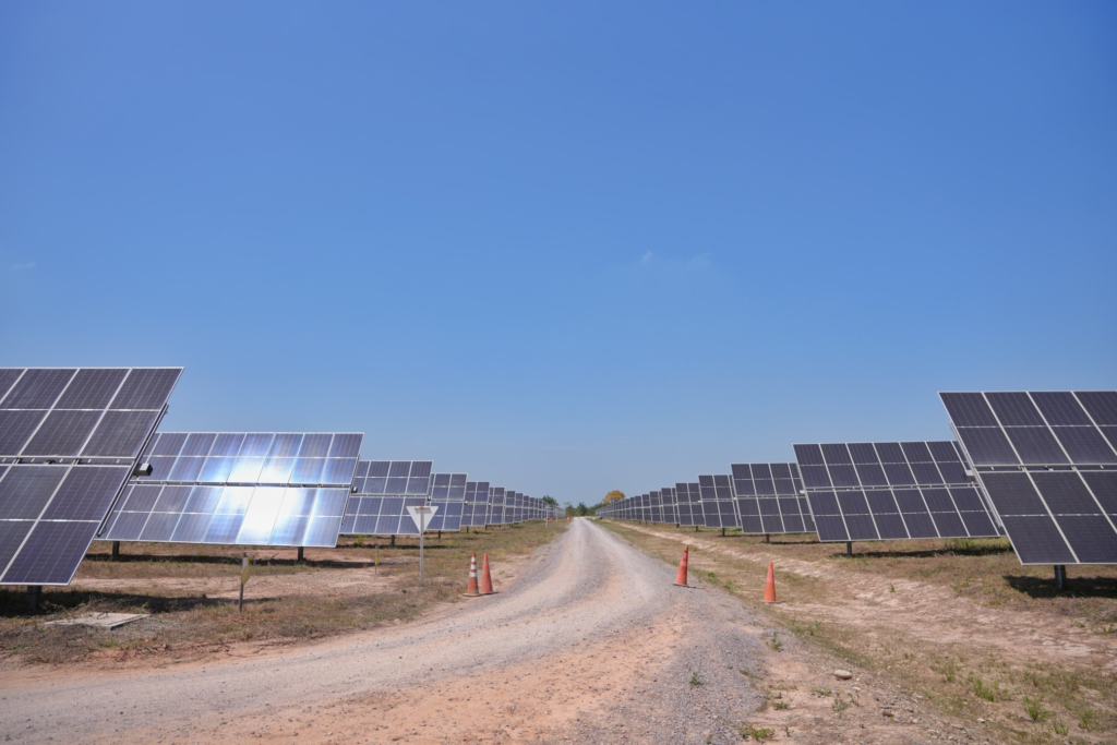 Presidente Petro inaugura planta de paneles solares en La Loma | RTA Noticias