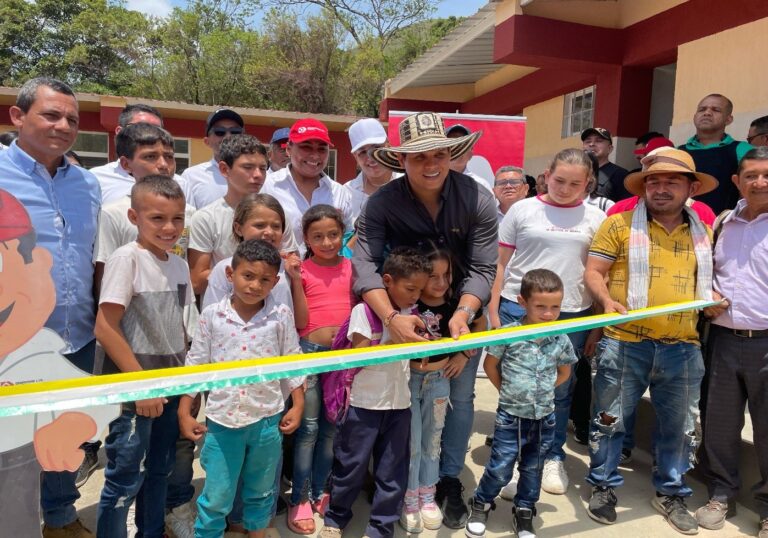 Drummond-Ltd.-entrega-una-nueva-escuela-en-zona-rural-de-La-Jagua-de-Ibirico-¡Ya-son-13_1