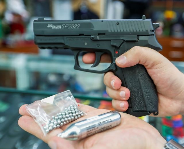 Suspenden permisos para porte de armas de fuego en Cesar y la Guajira | RTA Noticias