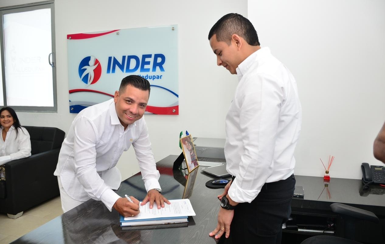 Eduardo Retamozo asume como director de comunicaciones del Inder image-53