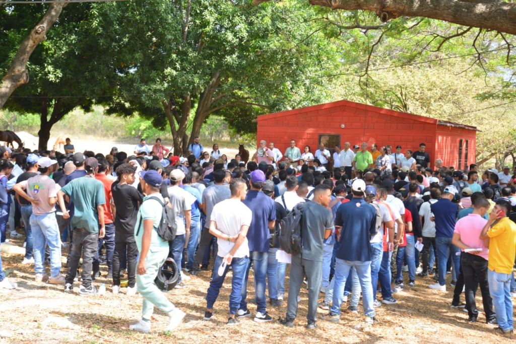 4.645 personas se inscribieron para logística del Festival Vallenato | RTA Noticias