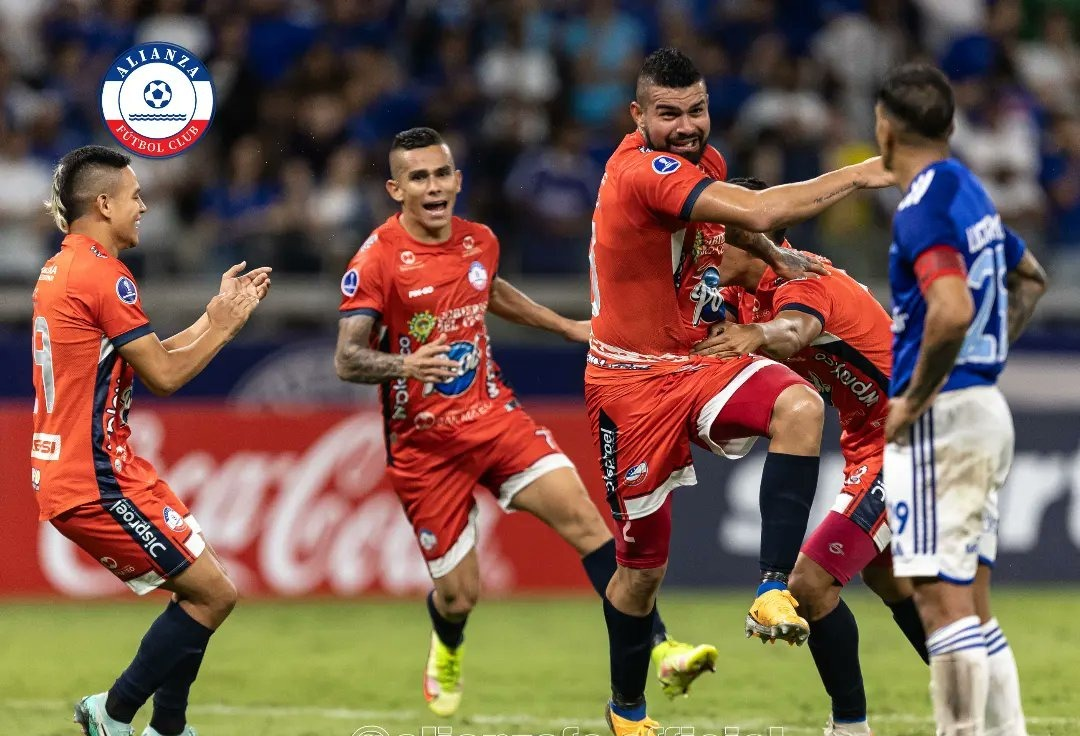 Alianza igualó 3-3 ante Cruzeiro por Sudamericana image-131