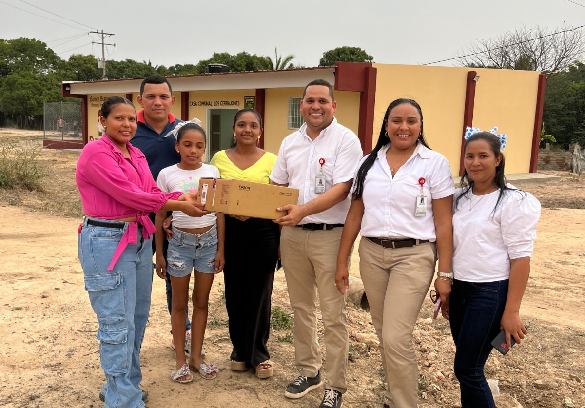 Drummond entregó construcción de Casa Comunal en Chiriguaná image-41