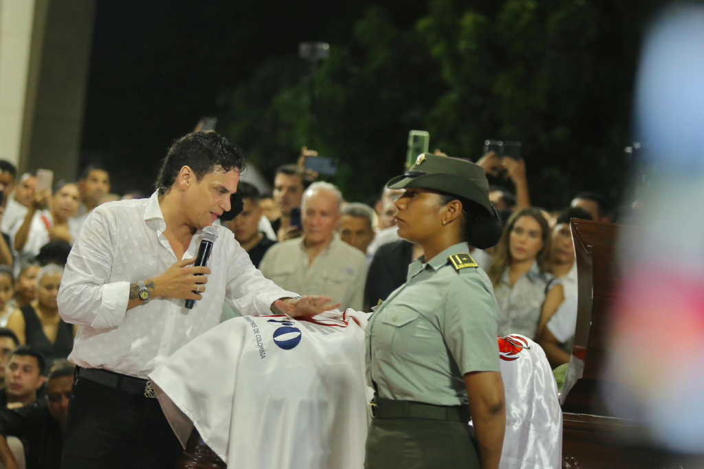 Emotivo homenaje en honor a la memoria de Omar Geles Emotivo homenaje en honor a la memoria de Omar Geles | RTA Noticias