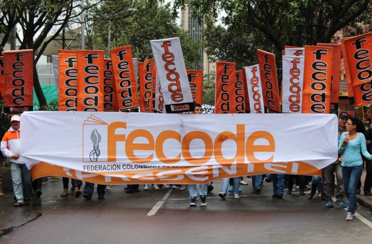 Fecode inicia paro permanente en rechazo a ley estatutaria image-71