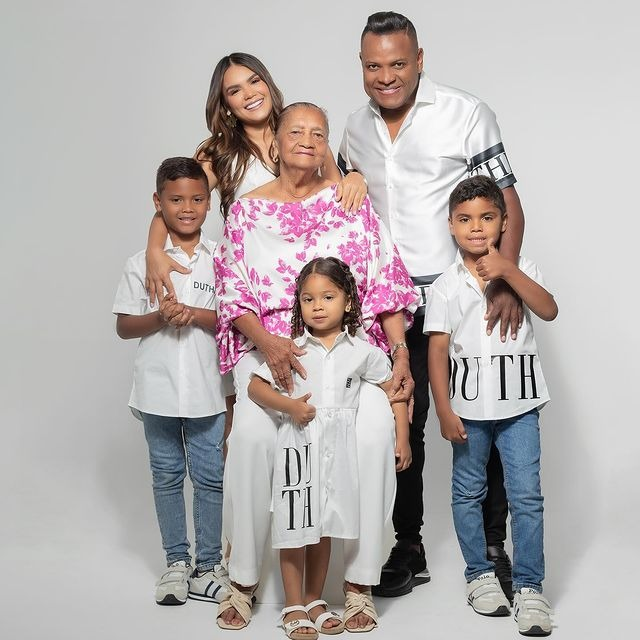 Hilda Suárez, madre de Omar Geles, cumple 88 años Hilda Suárez, madre de Omar Geles, cumple 88 años | RTA Noticias