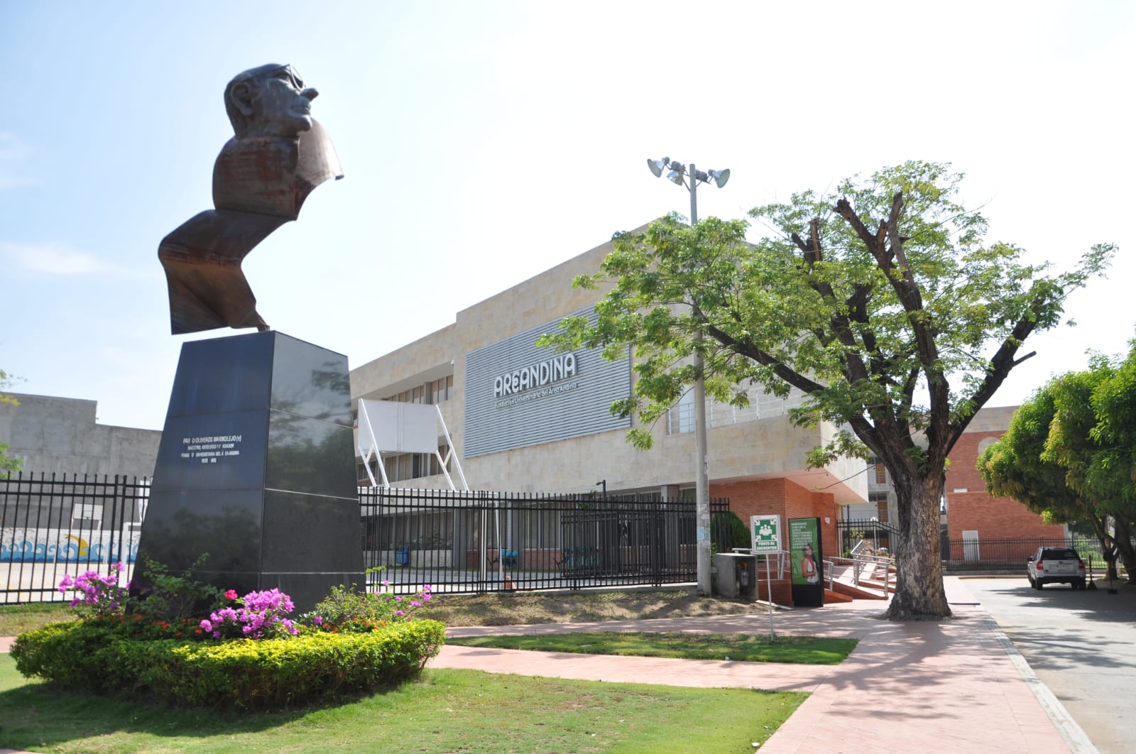 Matrículas abiertas 2025 en Areandina Valledupar: estudia con descuentos y financiamiento sin Intereses Imagen de WhatsApp 2024-10-02 a las 11.57.55_9bda0f90