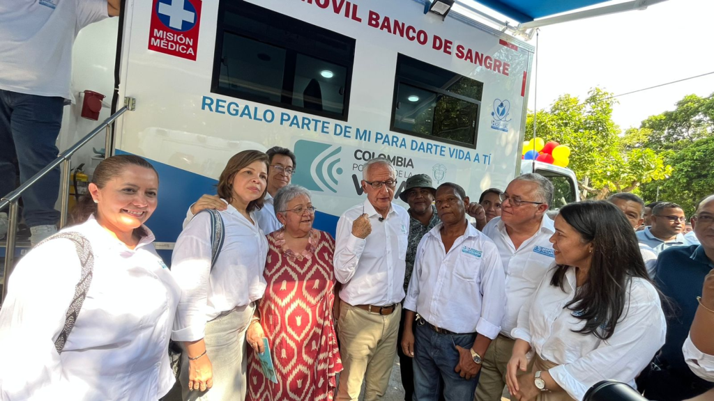 Entregan Unidad Móvil de Banco de Sangre al hospital Rosario Pumarejo Entregan Unidad Móvil de Banco de Sangre al hospital Rosario Pumarejo | RTA Noticias