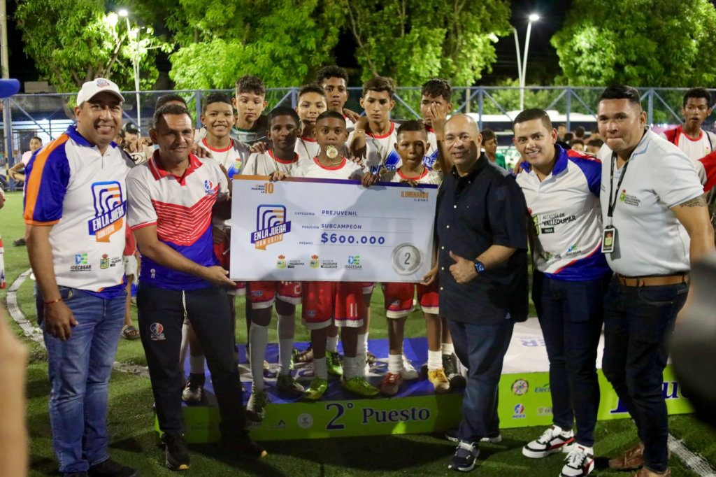 En Valledupar, se pusieron la 10 con el alumbrado público y el deporte | RTA Noticias