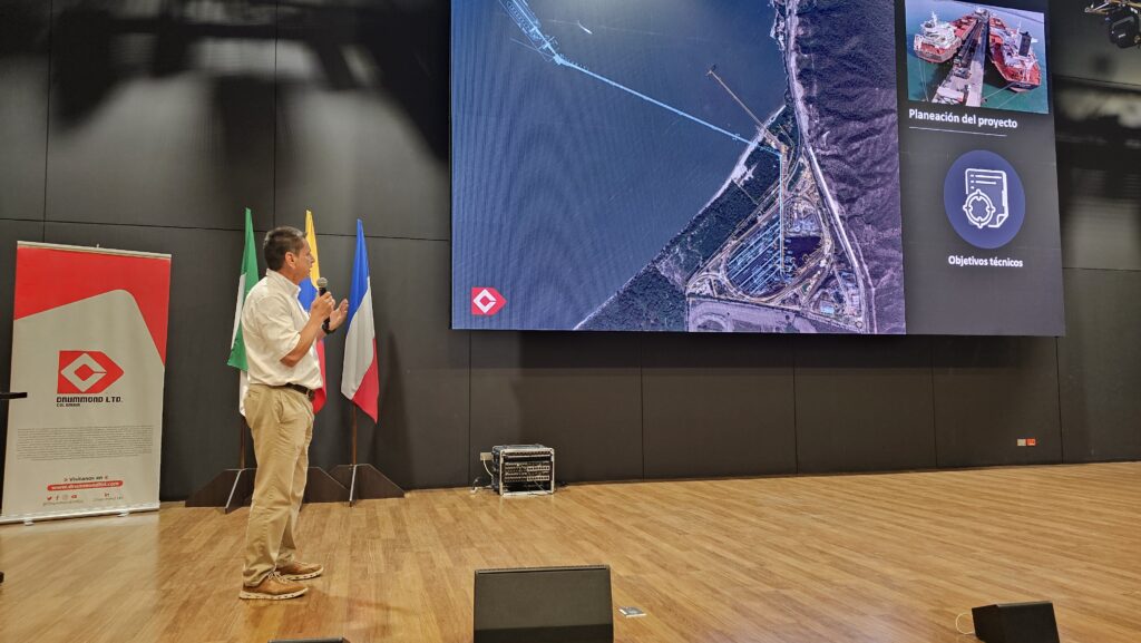 Drummond capacitó a estudiantes de ingeniería del país | RTA Noticias