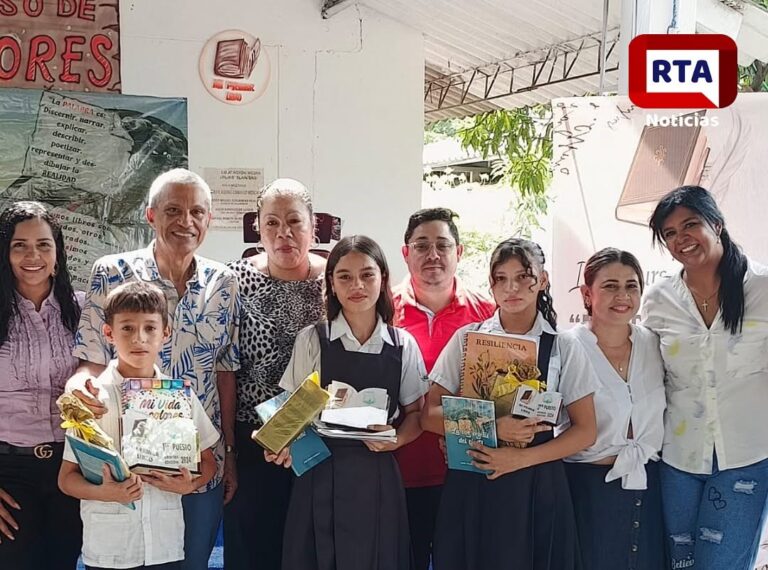 Aguas Blancas impulsa el talento estudiantil con concurso de escritura "Mi primer libro" Imagen de WhatsApp 2024-11-28 a las 11.12.47_9f3bdf5f