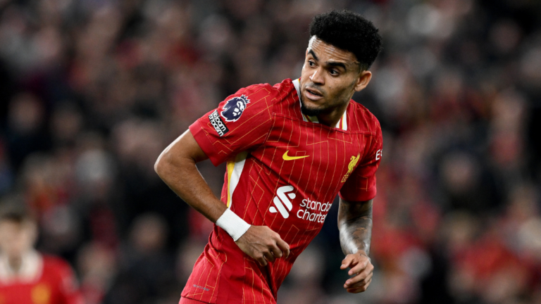 Luis Díaz marca triplete en Champions con el Liverpool image