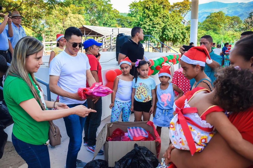 Jorge Celedón entregará regalos a los niños de Villanueva | RTA Noticias