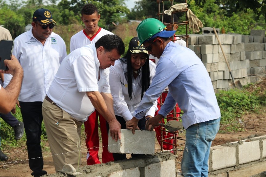 Cerramiento de la Institución Etnoeducativa Departamental de Tucurinca (2)