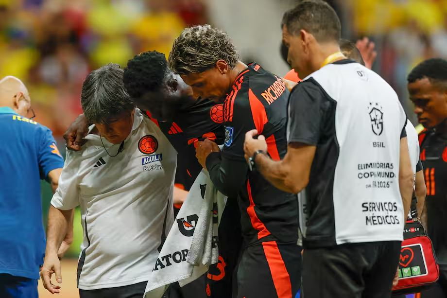 Lorenzo mueve el 11: se juega tres puntos claves ante Paraguay Lorenzo mueve el 11: se juega tres puntos claves ante Paraguay | RTA Noticias