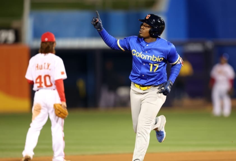 Colombia domina 8-1 a China y se acerca al Clásico Mundial de Béisbol image