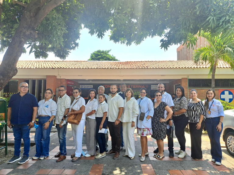 Hospital Rosario Pumarejo de López firma convenio para seguro estudiantil image