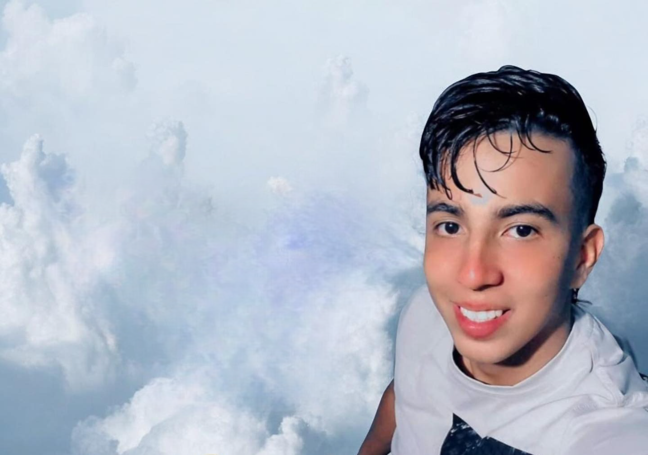 WhatsApp Image 2025-04-11 at 10.33.36 AM-Photoroom