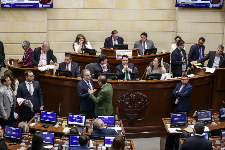 El Senado aprueba Reforma Laboral image