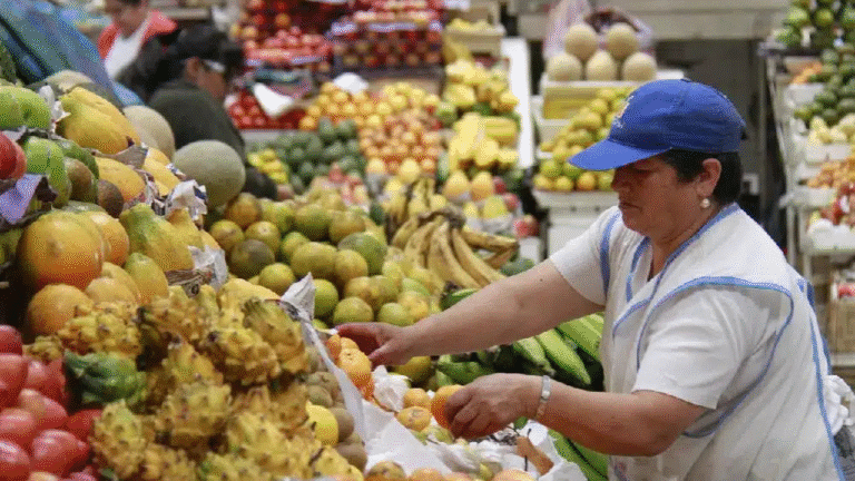 Alza en ventas de comerciantes en Colombia comerciantes-rta-noticias-comercio-de-bienes-agricolas
