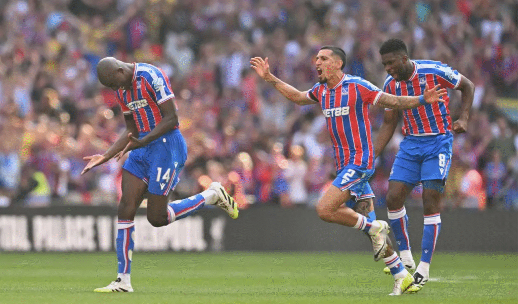 Muñoz y Lerma campeones de la Community con Crystal Palace | RTA Noticias