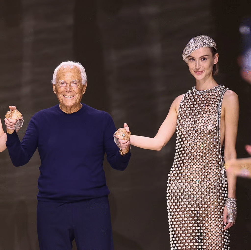 Murió Giorgio Armani, el rey de la moda italiana a los 91 años | RTA Noticias