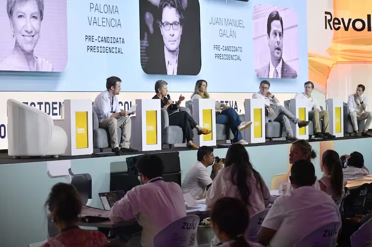 Silla vacía en honor a Miguel Uribe en debate presidencial | RTA Noticias