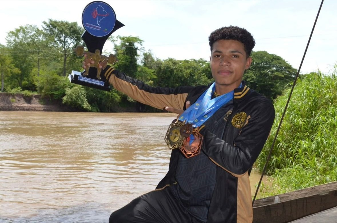 Joven cesarense destaca en competencia deportiva en Brasil image