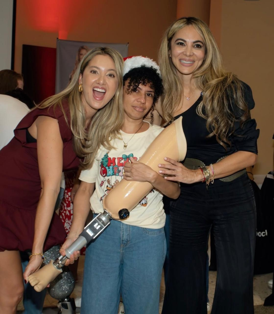 Daniela Álvarez transforma vidas con la entrega de más de 10 prótesis image