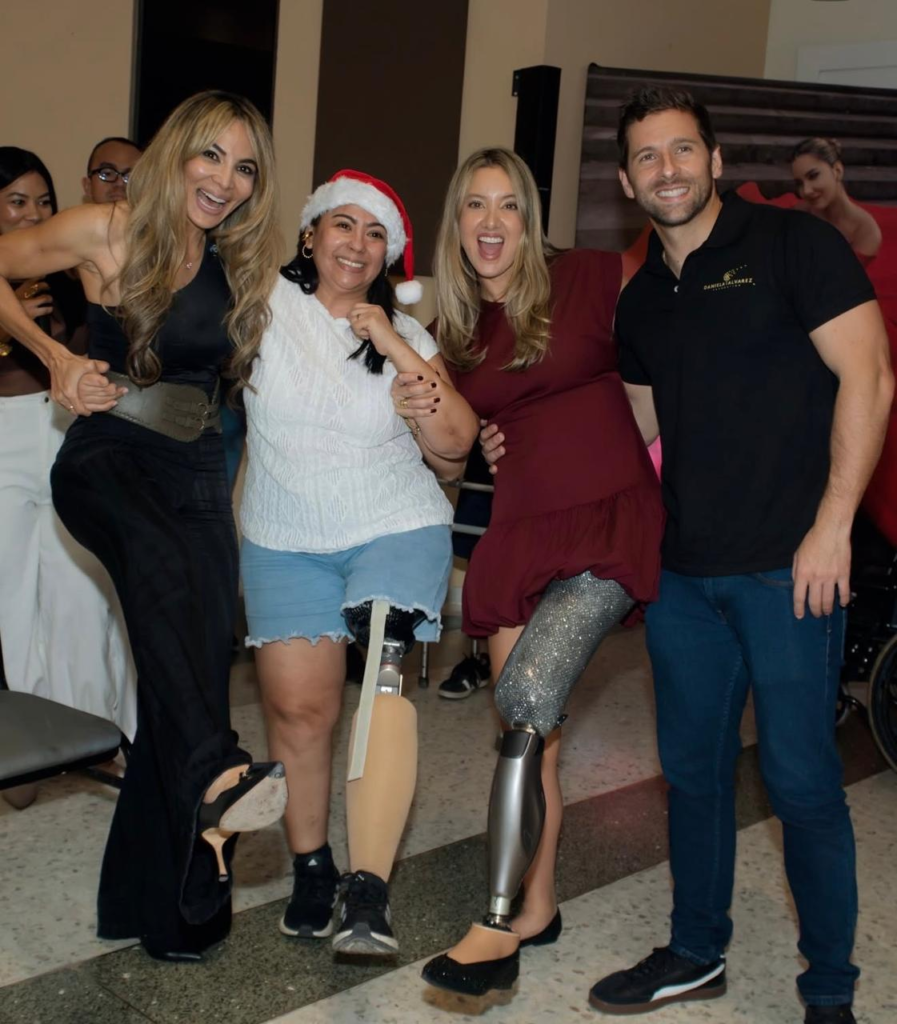 Daniela Álvarez transforma vidas con la entrega de más de 10 prótesis image
