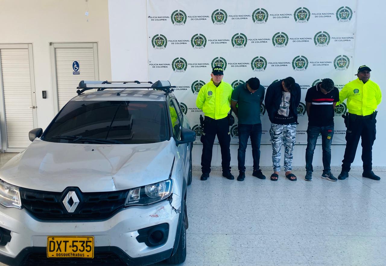 ARMAS Y VEHICULO INCAUTO