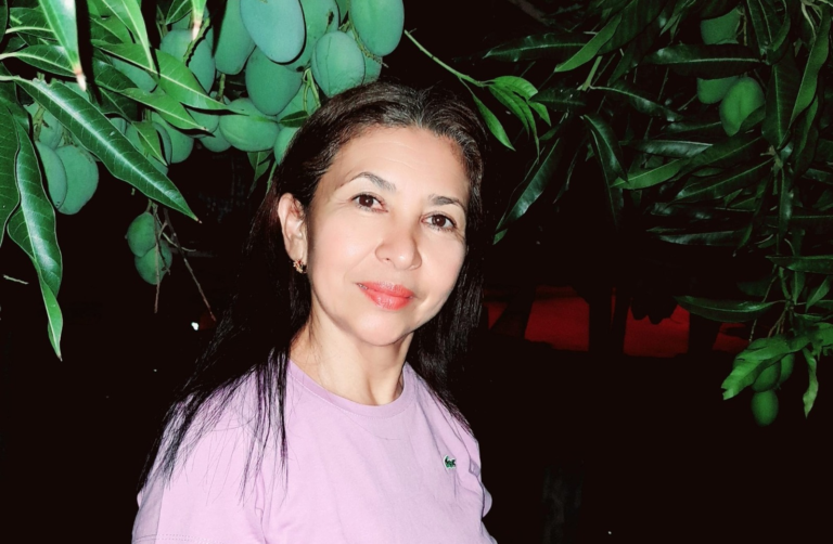 Mujer muere tras ser arrollada por una camioneta Mujer muere tras ser arrollada por una camioneta
