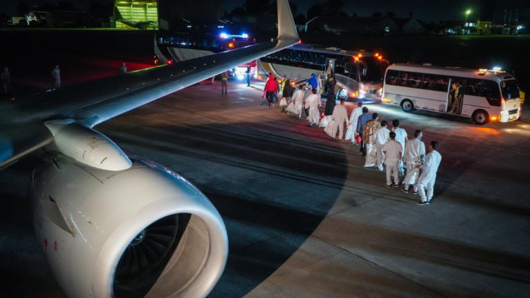Llegan al país 101 colombianos deportados desde Estados Unidos en vuelo humanitario DEPORTADOS