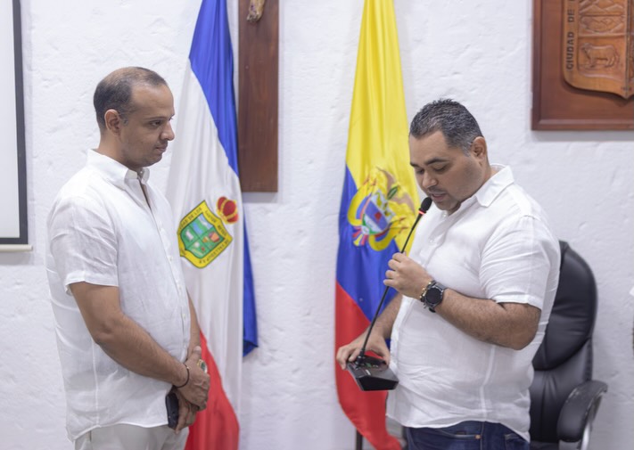 Posesionada la Mesa Directiva 2026 El Concejo de Valledupar posesionó este jueves 27 de noviembr (3)