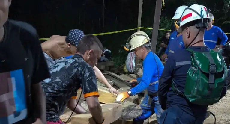 6 mineros muertos tras explosión en mina de Guachetá, Cundinamarca mineros