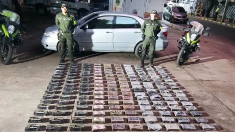 Automóvil abandonado escondía cocaína cerca de retén policial en Cesar automóvil abandonado