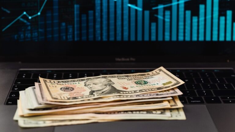 dólar