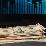 El dólar cayó a su precio más bajo en más de cinco años en Colombia dólar