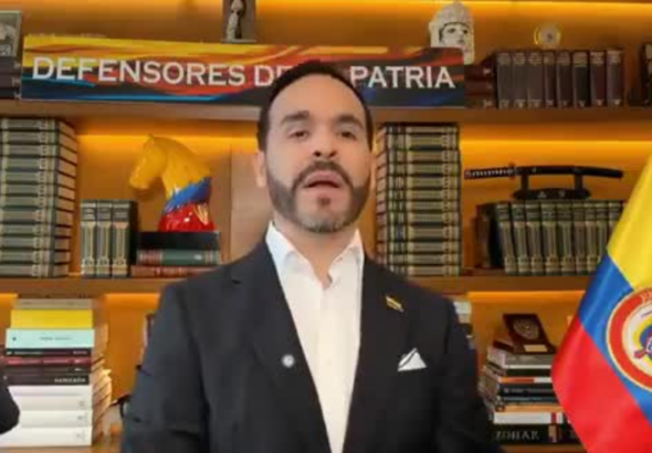 Abelardo explica por qué eliminará 229 cargos en la Presidencia Abelardo