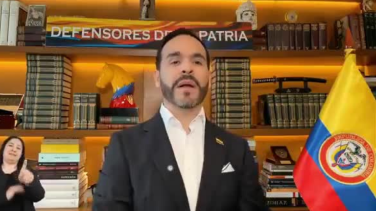Abelardo explica por qué eliminará 229 cargos en la Presidencia Abelardo