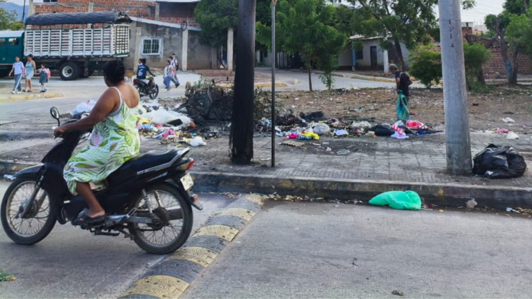 ESTIV advierte riesgo por deterioro de estructura de alumbrado público ESTIV
