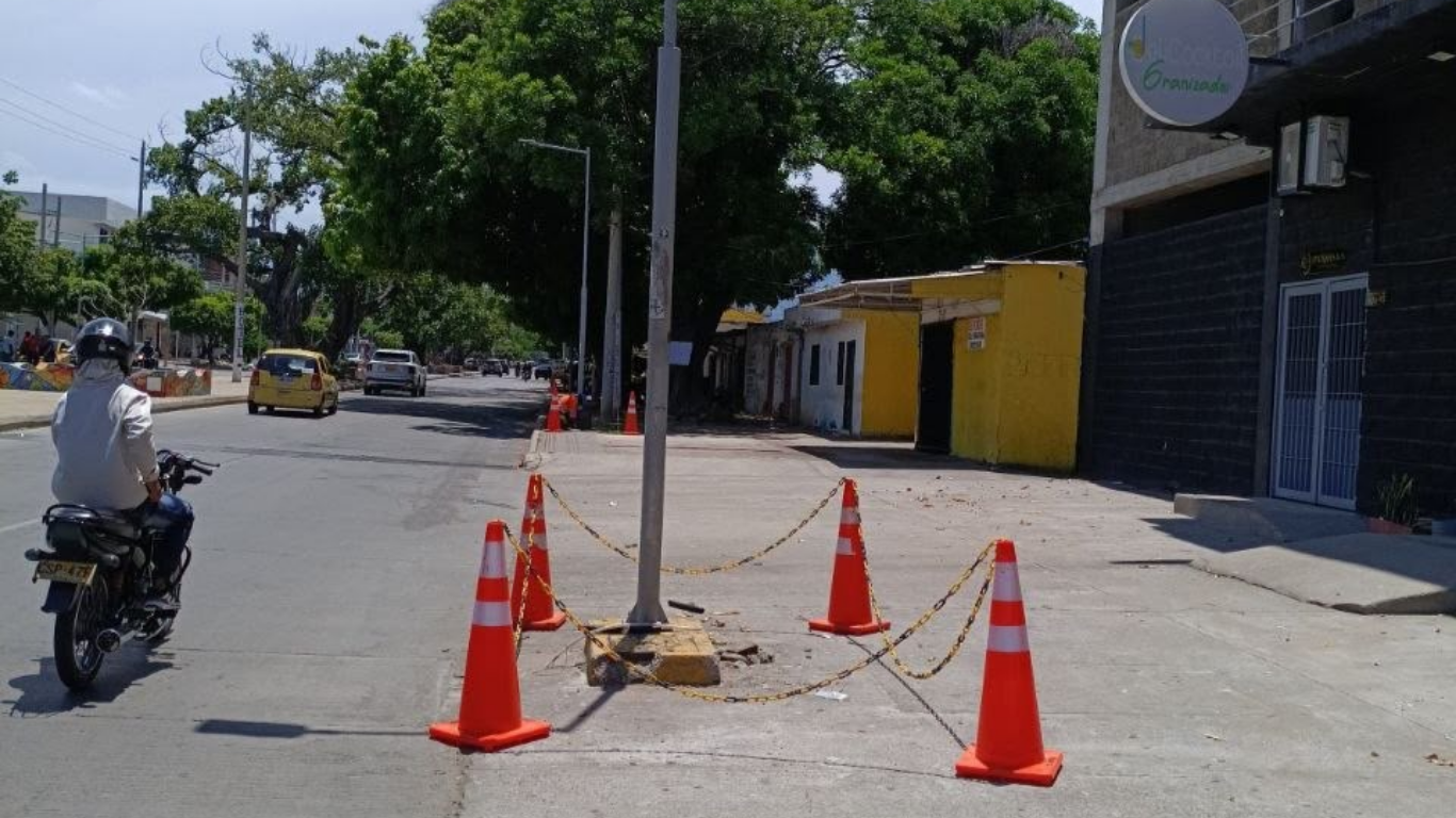 ESTIV anuncia conexiones ilegales estarían causando apagones en la avenida Simón Bolívar ESTIV