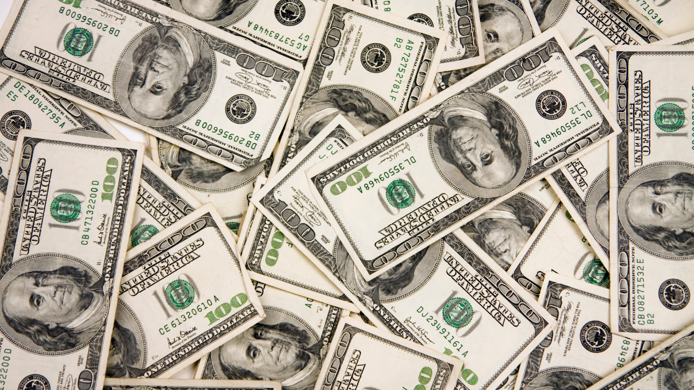 Dólar cerró la semana al alza en Colombia tras recuperar terreno en el mercado cambiario Dólar
