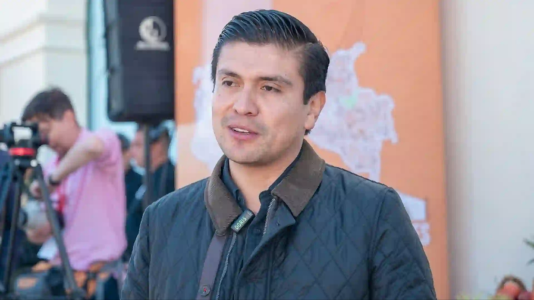 Fiscalía acusa al alcalde de Villa de Leyva por presunta exigencia de dinero para aprobar una licencia Fiscalía