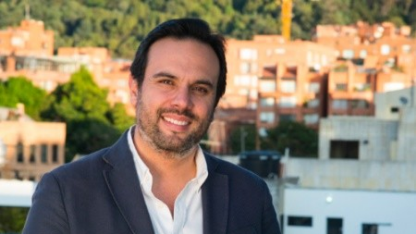 Diego Páramo llevará la inteligencia artificial al Congreso Asocajas 2026 Diego Páramo